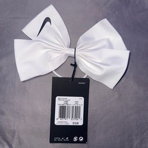Game-Ready Ponytail Holder